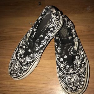 Vans bandana skulls size 7.5 women’s